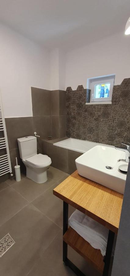 The Pines Serviced Apartments Брашов Экстерьер фото